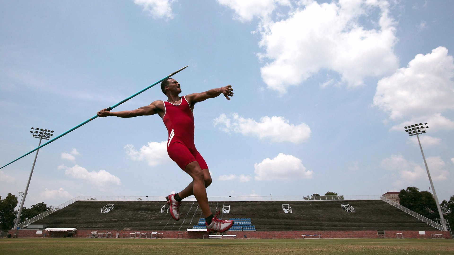 Jiuyou Gaming-F1赛车赛场焦点！德国队对阵美国队，爆冷逆转，黑马强势击败劲敌