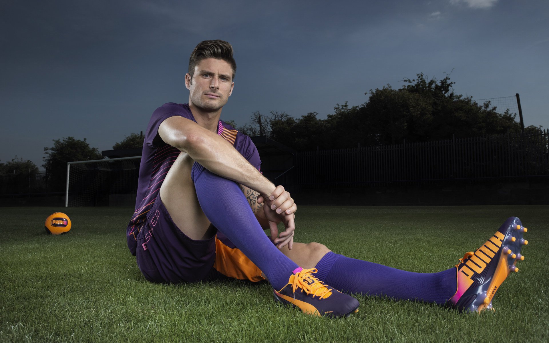 在线娱乐-F1赛车赛场焦点！澳大利亚队对阵意大利队，强强对话引爆全球球迷关注